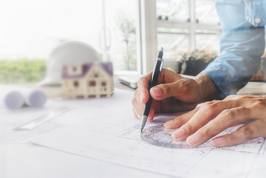 perfiles profesionales en el sector inmobiliario y su relación con el tasador
